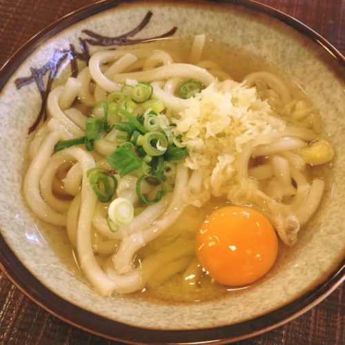 かけうどんに卵