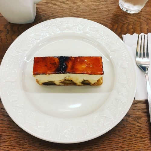 モンプリュのケーキ