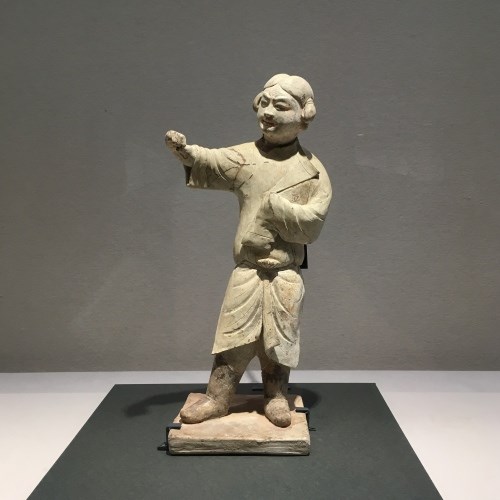 髪を結った胡人俑