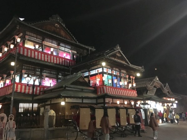 道後温泉本館