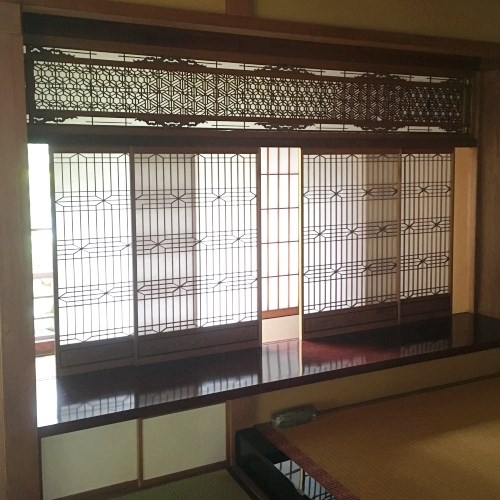 望景亭の書院窓