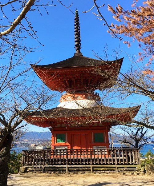 宮島の多宝塔